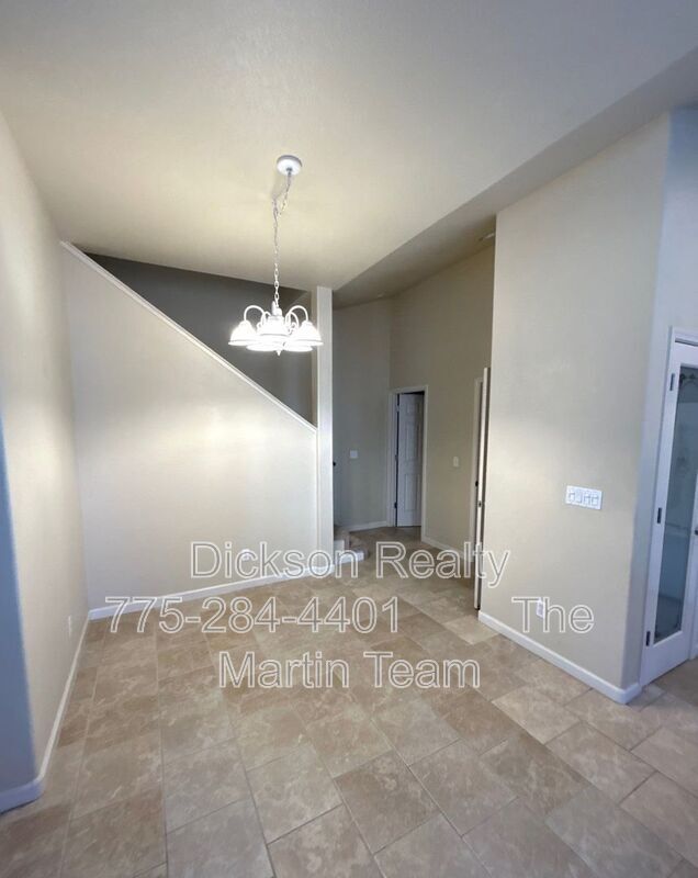 Building Photo - 5718 Pumpkin Ridge Dr