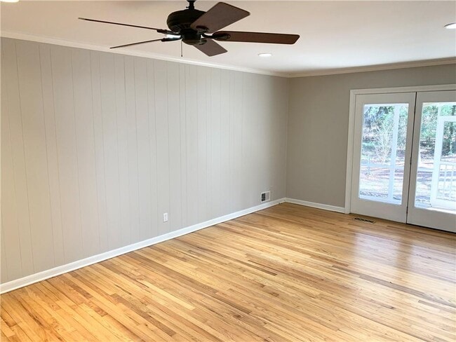 Building Photo - 4625 Kings Down Rd