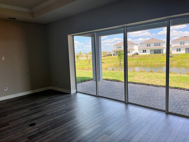 Building Photo - 13627 Ritta Island Dr