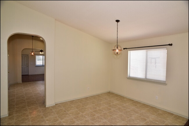 Building Photo - 14325 Island Point Dr