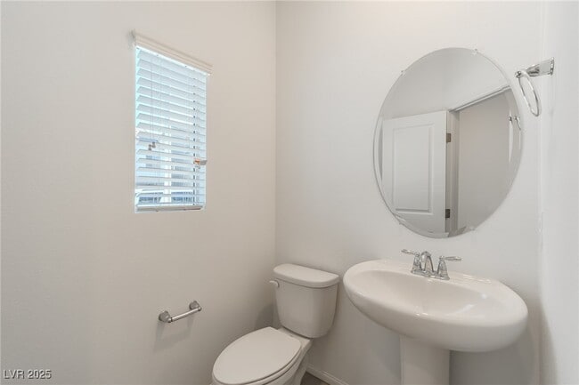 Building Photo - 10325 S Bronco St