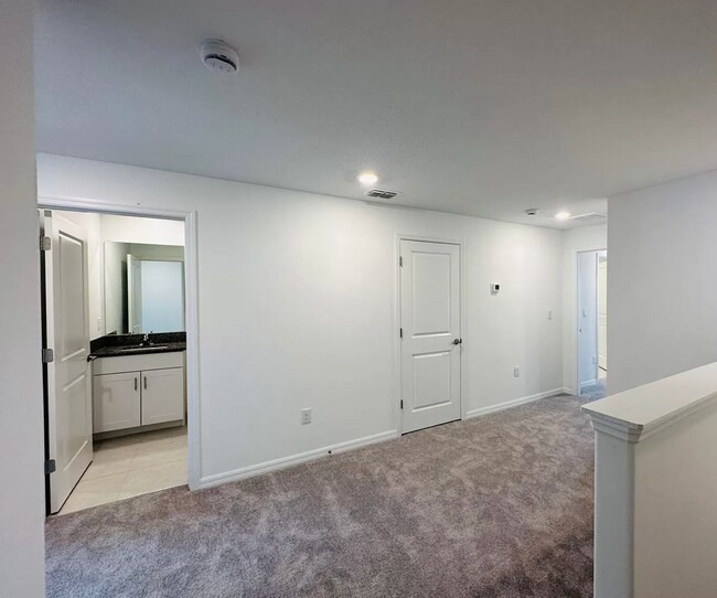 Building Photo - 5199 Forum Blvd