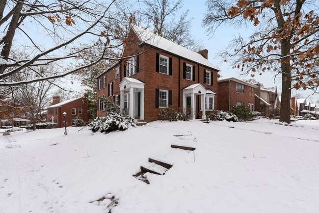 Building Photo - 7710 Brookline Terrace