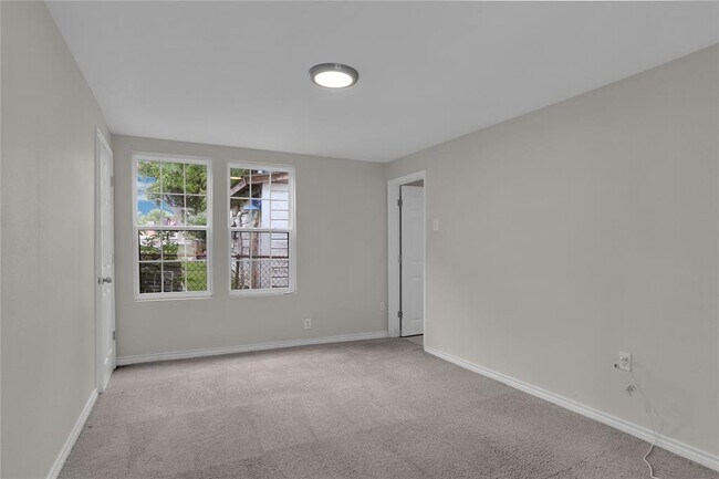 Building Photo - 5623#1 Barremore St