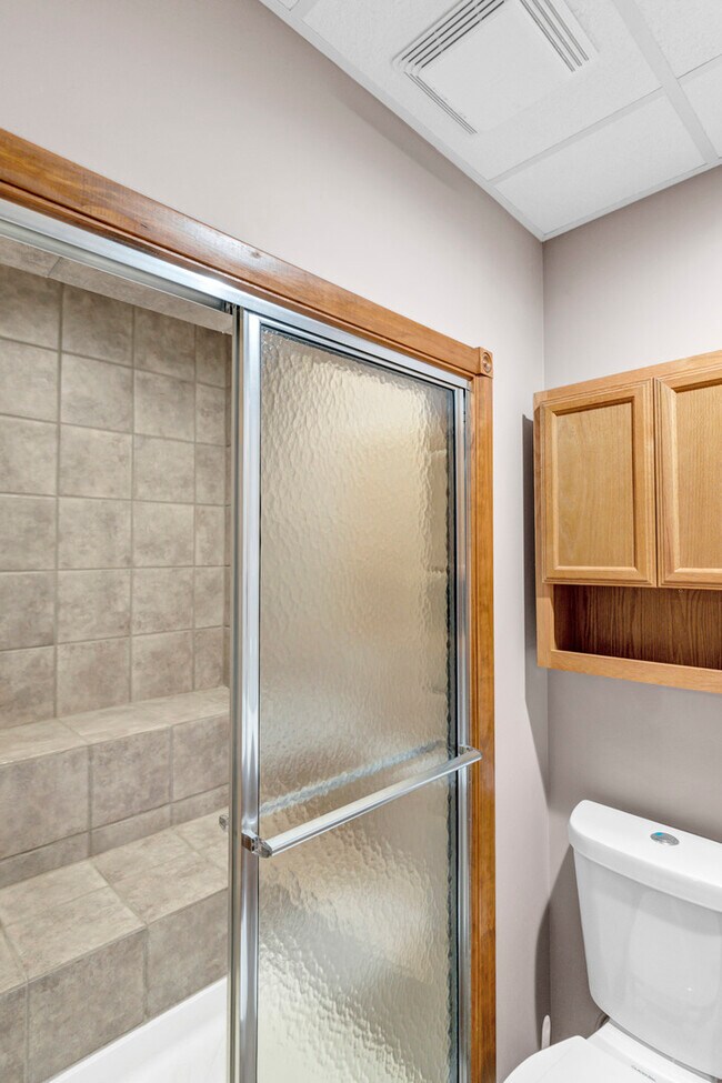 Building Photo - 4N550 School Rd