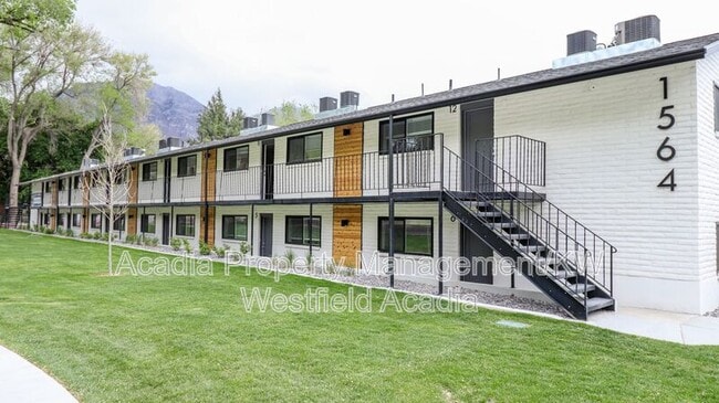 Building Photo - 1538 N Moon River Dr