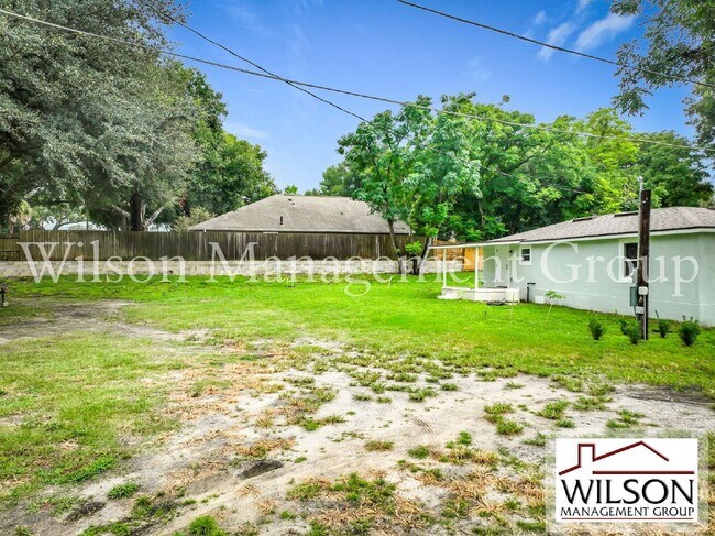 Building Photo - 552 B C Terry Rd