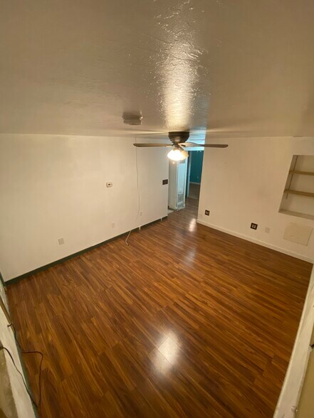 Building Photo - 1275 W 700 S