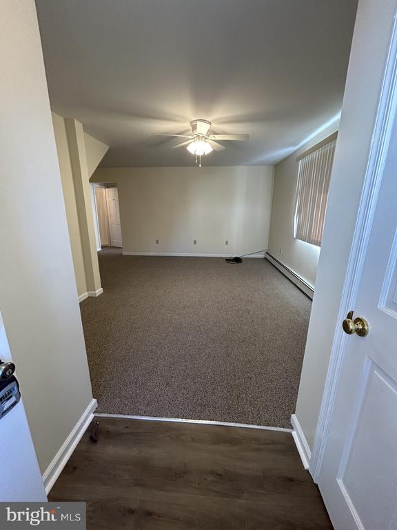 Building Photo - 415 School St