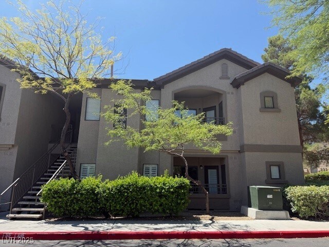 Primary Photo - 8250 N Grand Canyon Dr