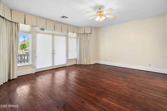 Building Photo - 5820 W Del Lago Cir