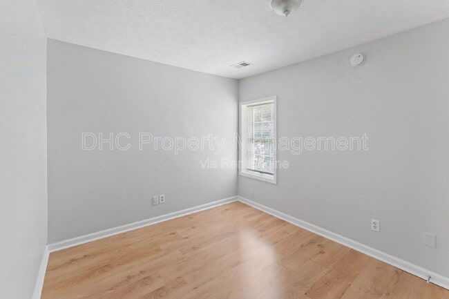 Building Photo - 195 Scott St NW