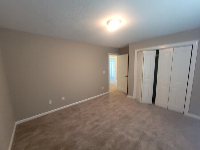 Building Photo - 1733 Ethan Way