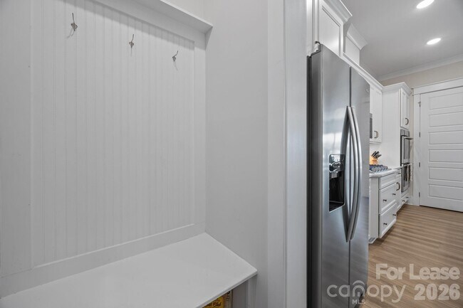 Building Photo - 4832 Blanchard Wy