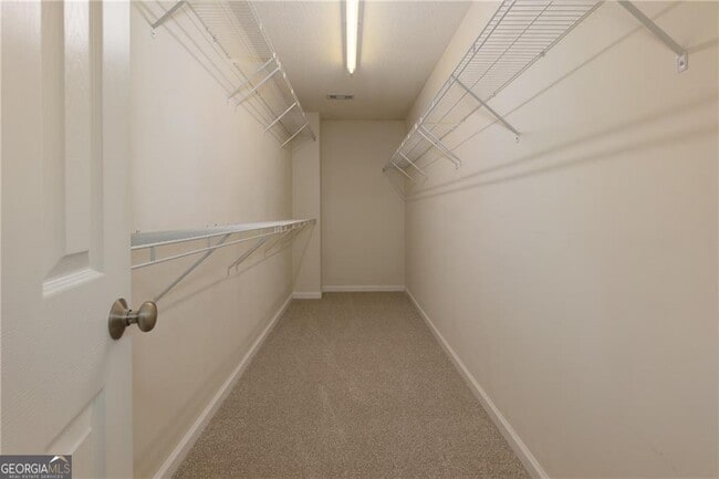 Building Photo - 808 Plaintain Dr