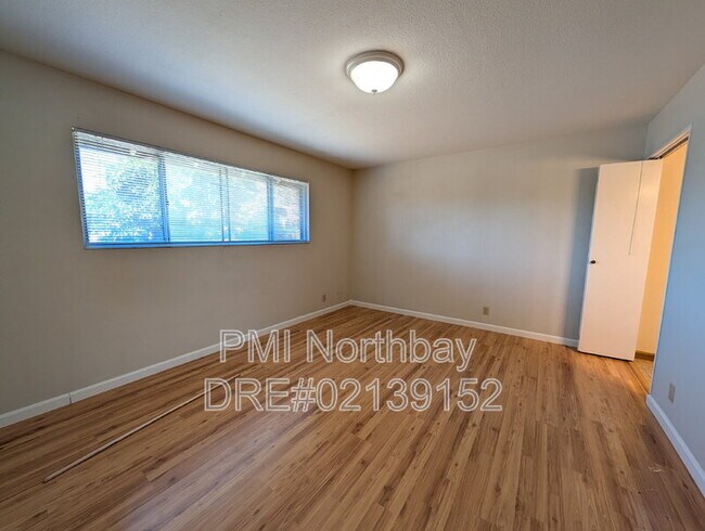 Building Photo - 2909 Calaveras Dr