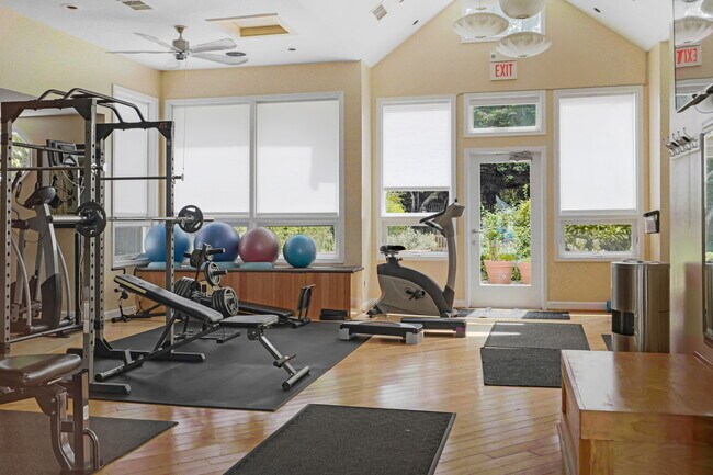 Building Photo - 10303 Appalachian Cir