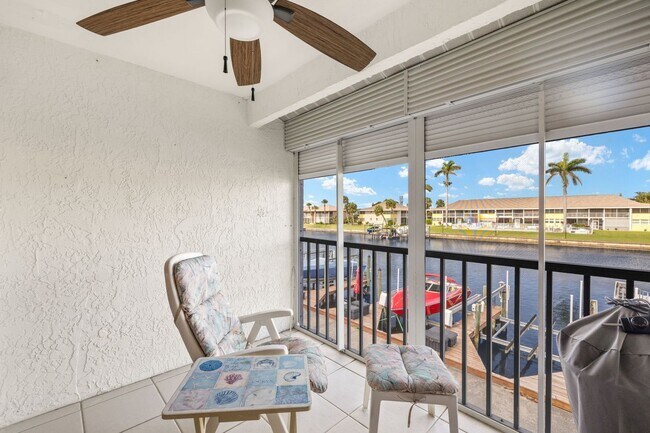 Building Photo - Furnished Gulf Access Canal View