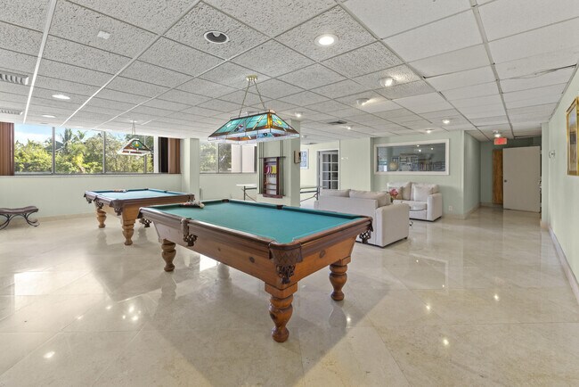 Building Photo - 5600 N Flagler Dr