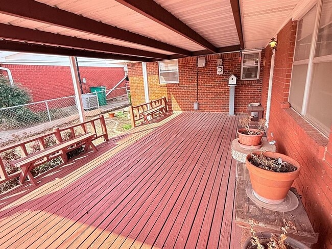 Building Photo - 7708 S Miller Blvd