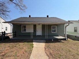 Building Photo - 1335 Thurmond St