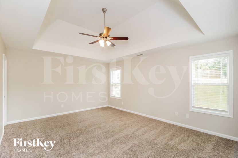 Building Photo - 36 Crown Dr