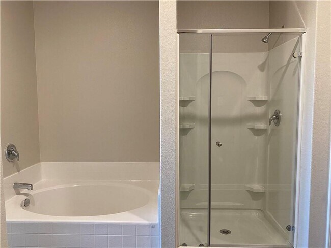 Building Photo - 261 Mount Vernon Way