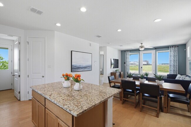 Building Photo - Townhome With Fenced Yard, Neighborhood Pickleball Court, Dog Park, Yard Maintenance Paid