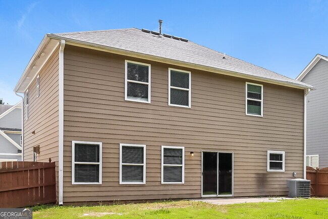 Building Photo - 231 Parkmont Way