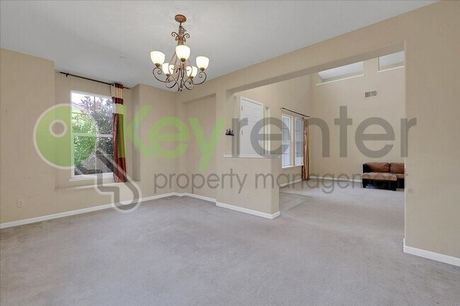 Building Photo - 1444 Eaglesfield Ln