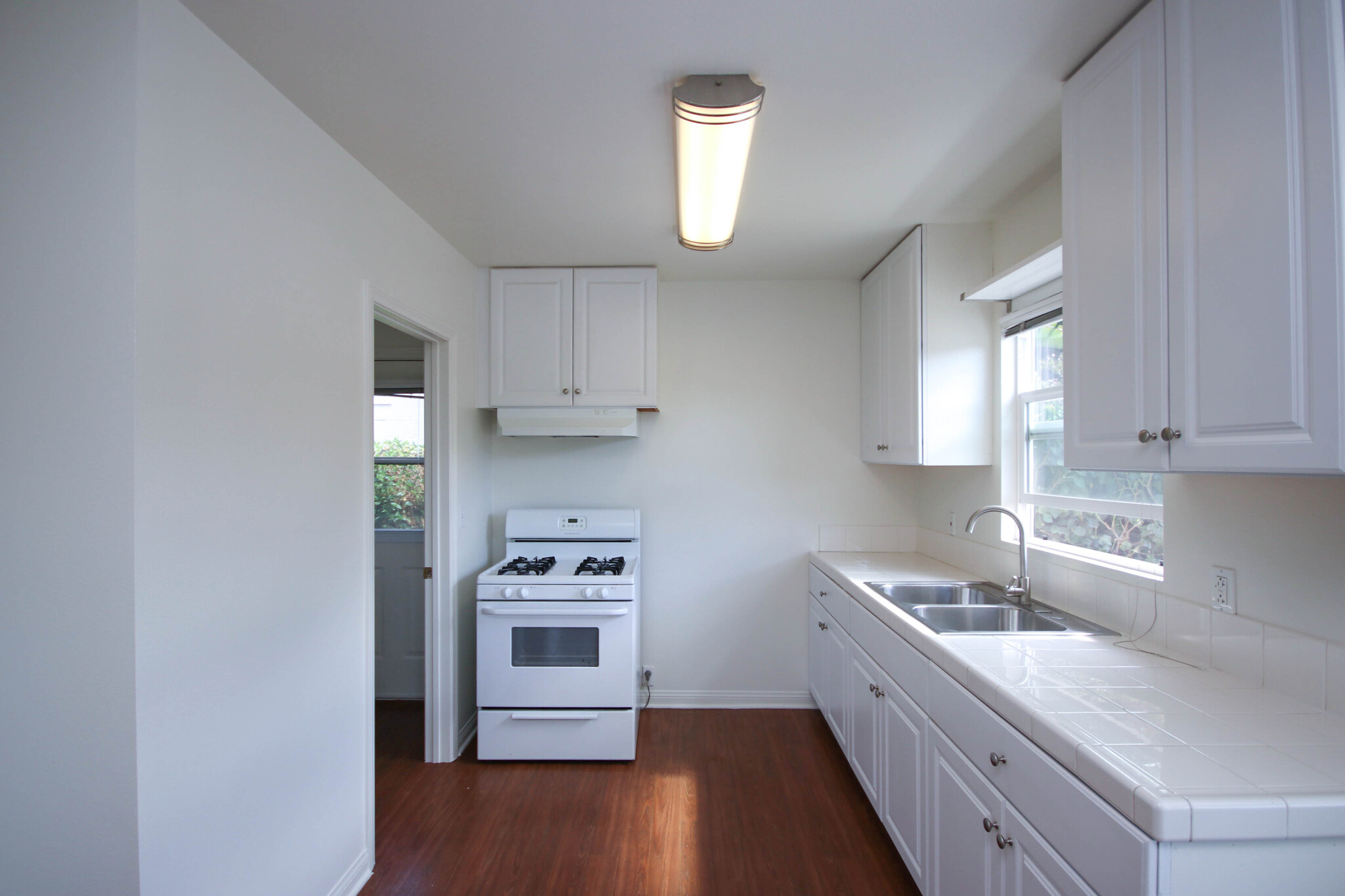 Building Photo - 3148 Abella St