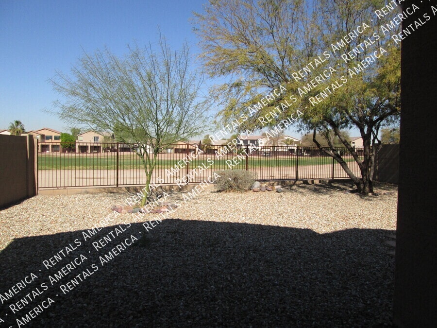 Building Photo - 5614 W Lydia Ln