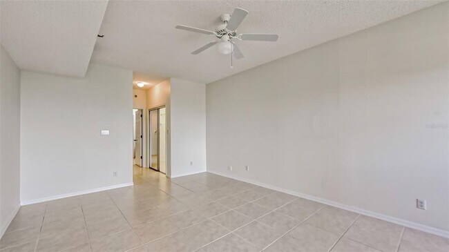 Building Photo - 5400 Eagles Point Cir