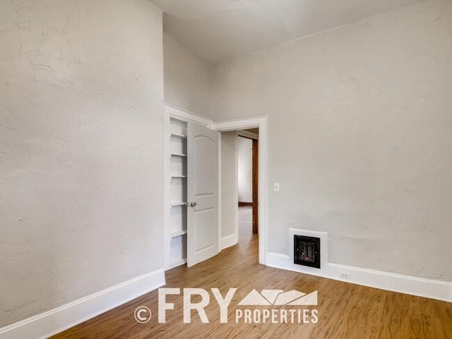 Building Photo - Short Term Lease Needed for Quaint Potter Highlands Home