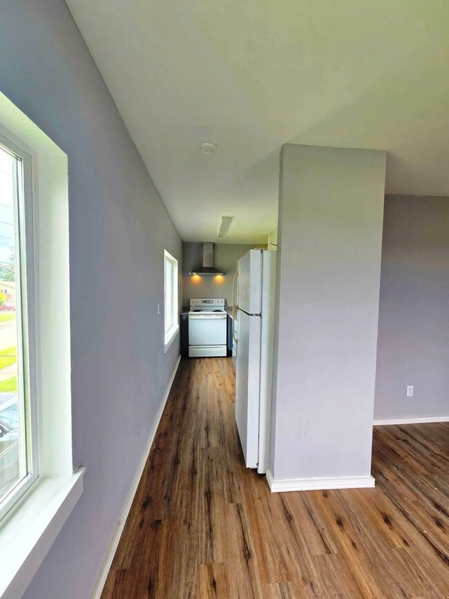 Building Photo - Hoquiam - Spacious 2 bedroom duplex unit for RENT!