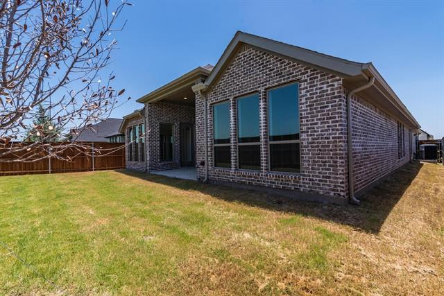 Building Photo - 2933 Saltwood Ct