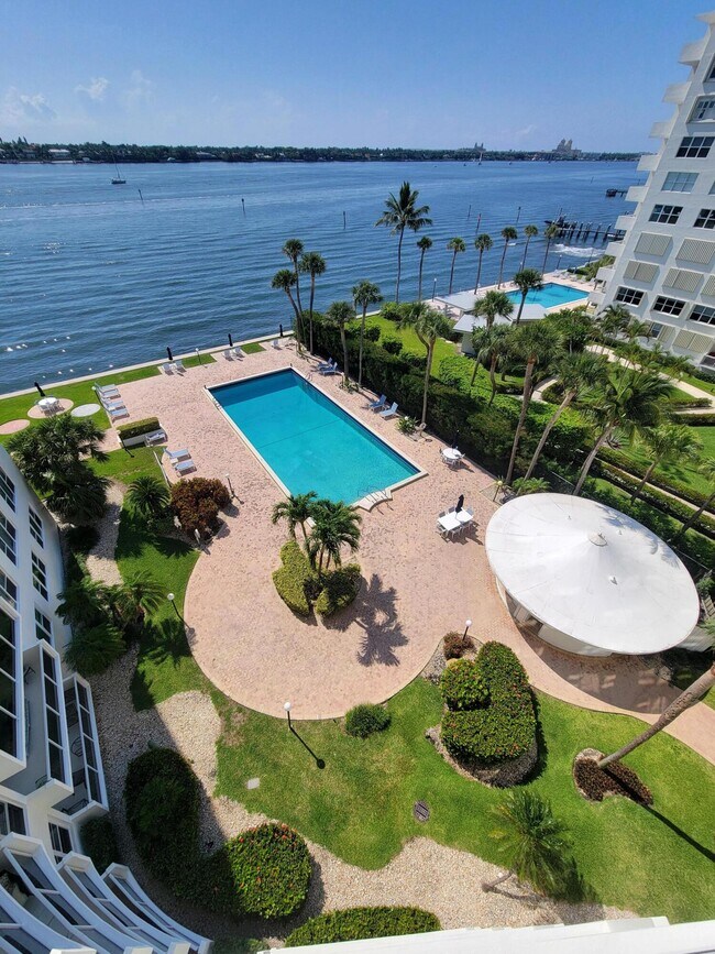 Building Photo - 2800 N Flagler Dr