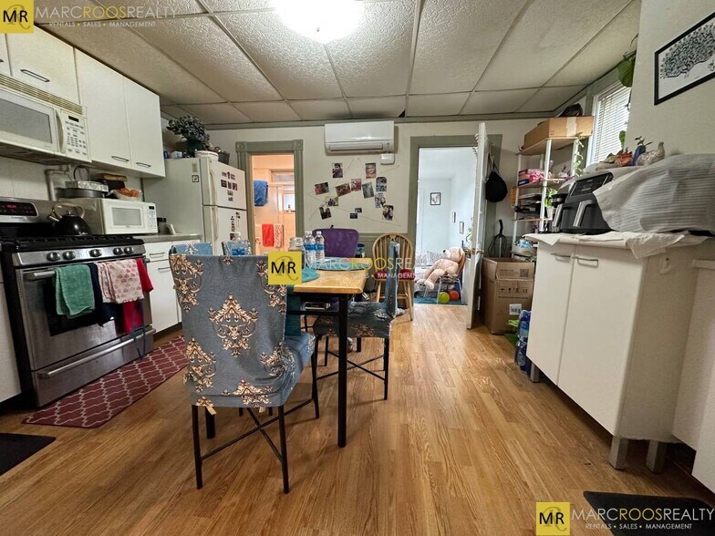 Primary Photo - 14 Fulkerson St