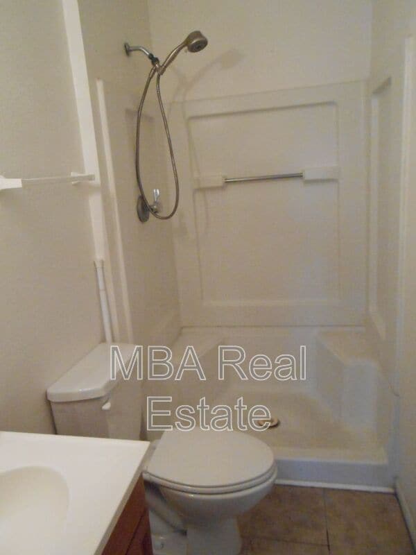 Building Photo - 1849 E 8th Ave