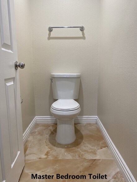 Bathroom - 31750 Paseo de Castaic