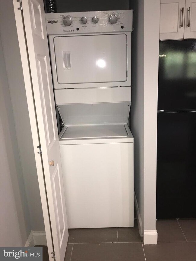 Building Photo - 110 Belmont Ave