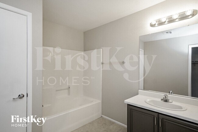 Building Photo - 6235 Lone Cypress Ct