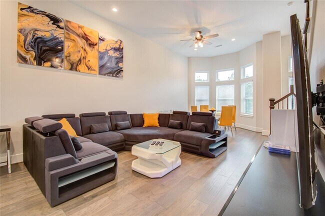 Building Photo - 2020 McGowen St