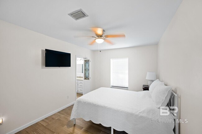 Building Photo - 35676 Boykin Blvd