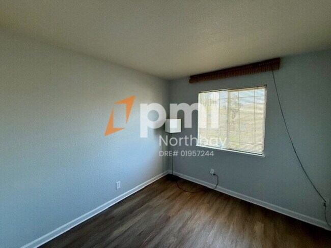 Building Photo - 508 Wicklow Dr