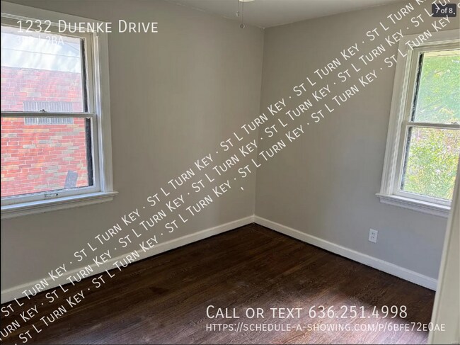 Building Photo - 1232 Duenke Dr