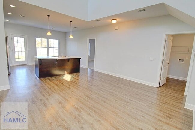 Building Photo - 14 Gambrell Rd