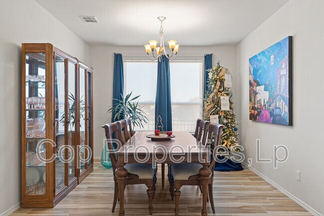 Building Photo - 2259 Gran Cielo Trl