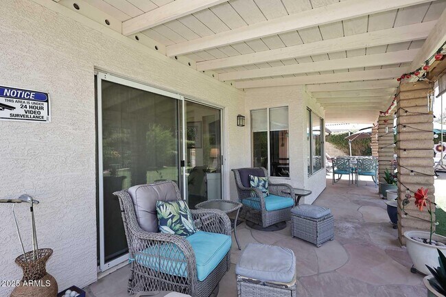 Building Photo - 359 W Brisa Dr