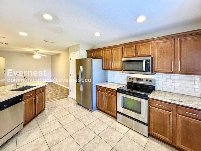 Building Photo - 2429 Hibiscus Bay Ln